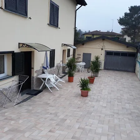 Lejlighed villa verde bed&breakfast Uggiate